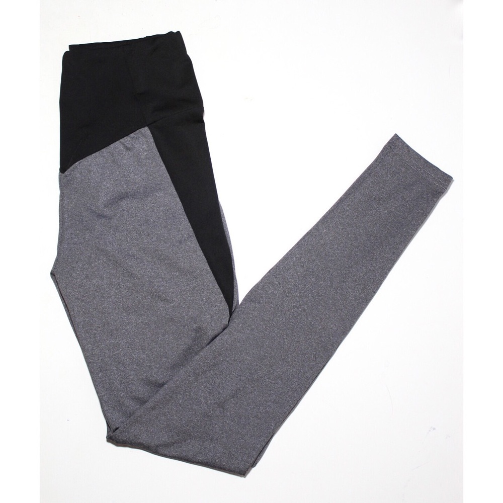 (Sold)NWOT Butt Lifting Grey and Black Leggings